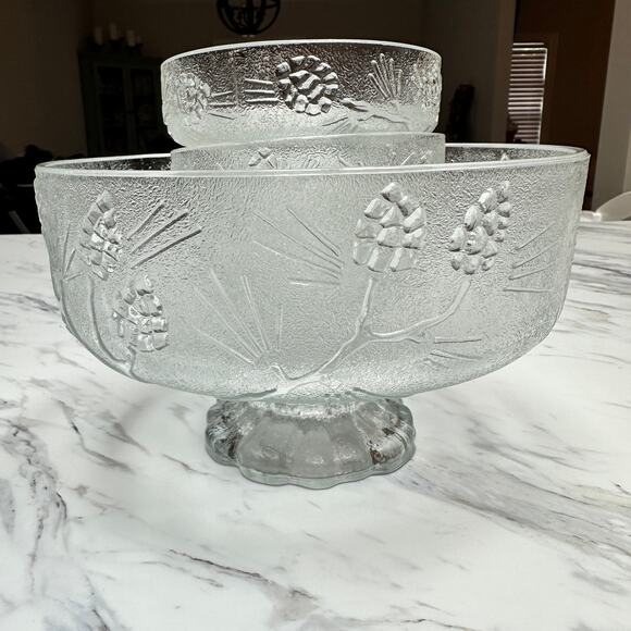 Vintage Indiana Glass Tiara Ponderosa Pine Serving Bowl and 3 Salad Bowls Clear - Picture 4 of 10